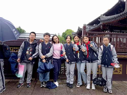 2.15 师生合影1.jpg